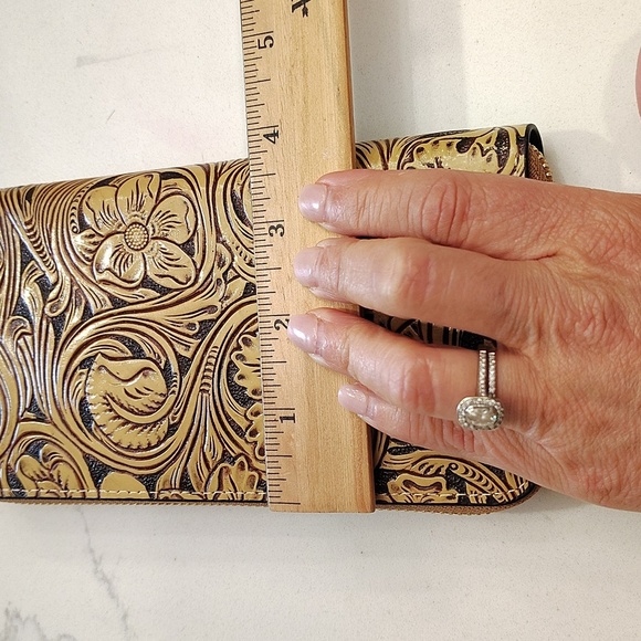 Floral Embossed Zip Around Wallet Tan Dark Brown Background Multiple Card Slots - Picture 5 of 6